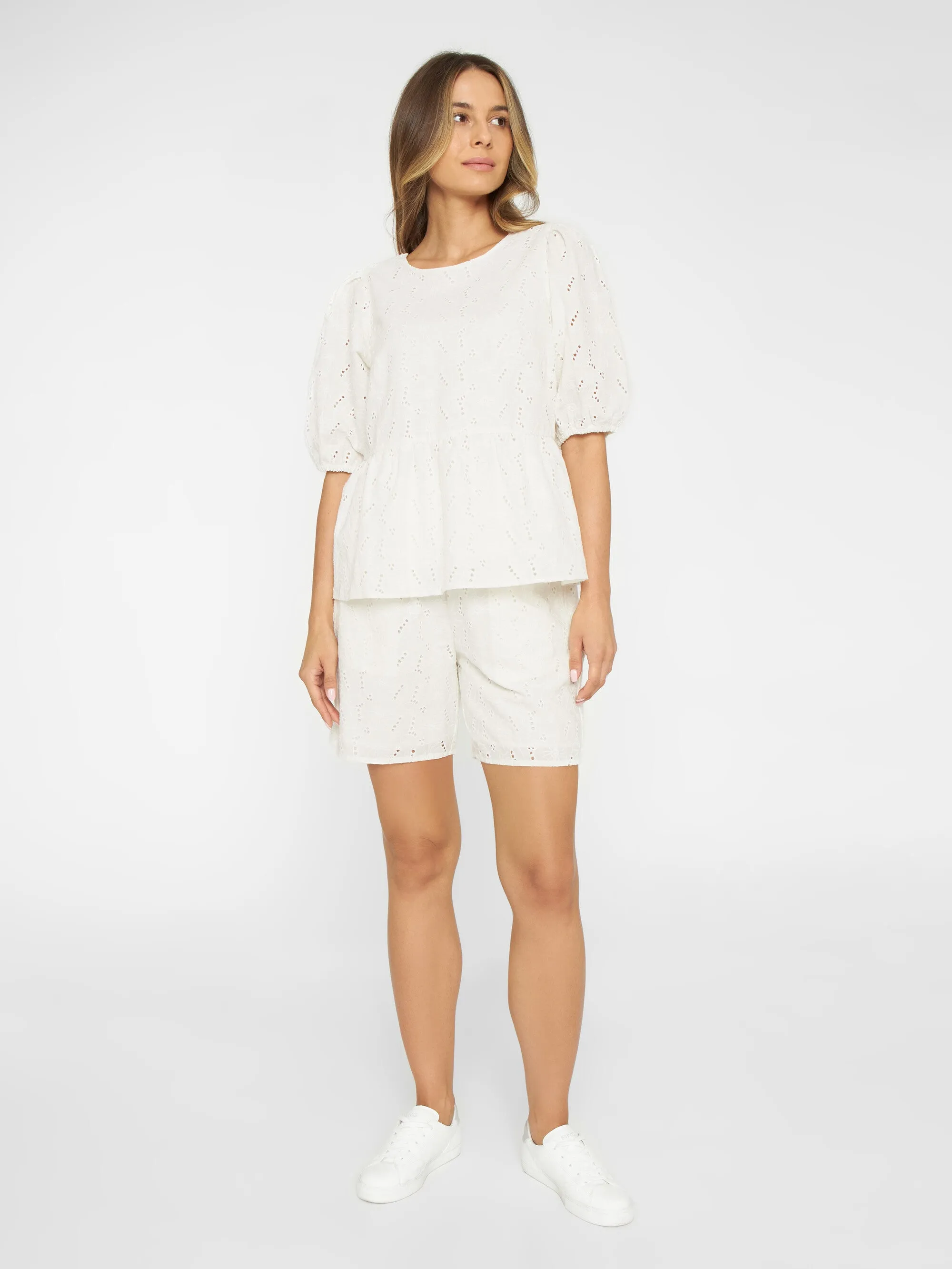 Embroidery anglaise shorts - Egret