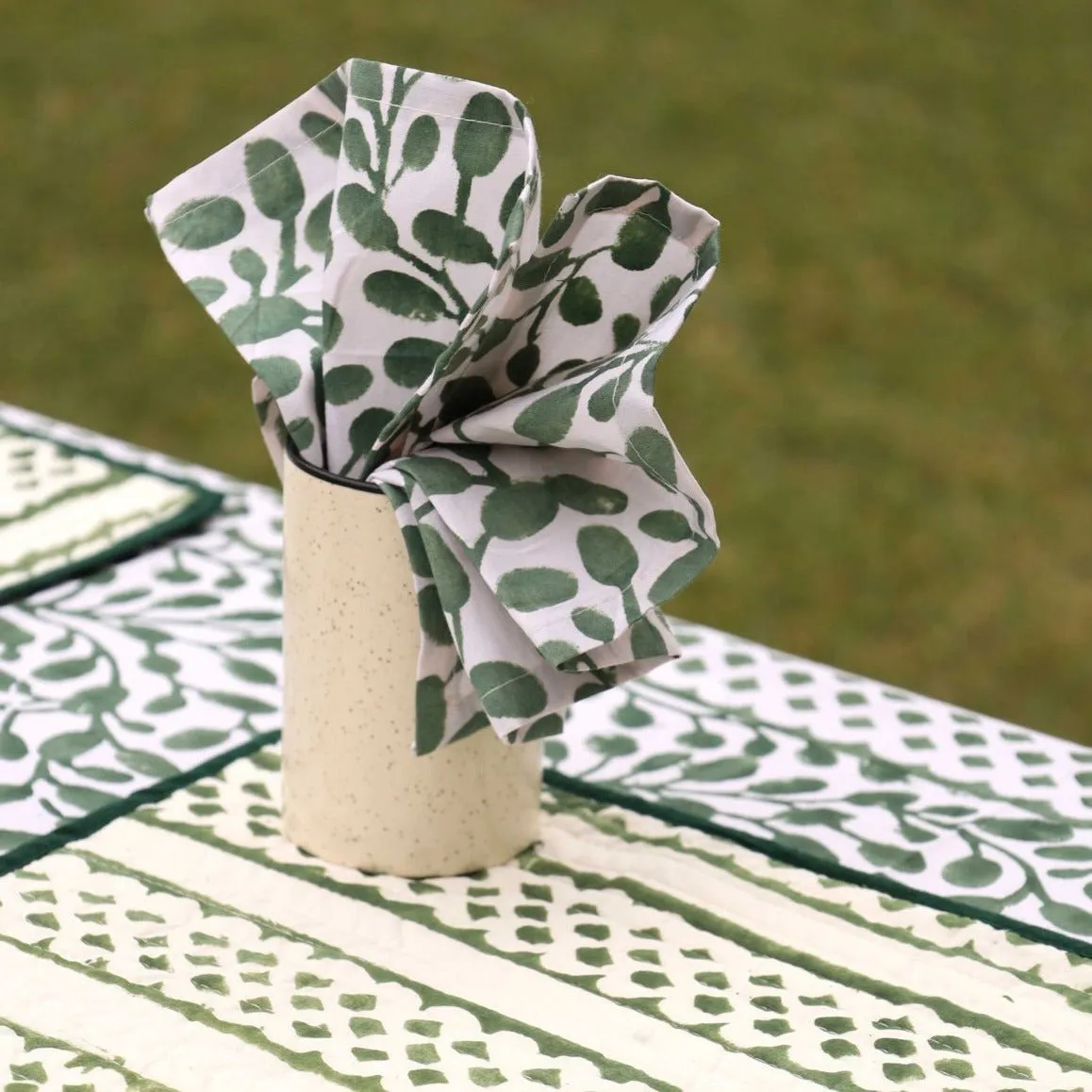 Green Organic Cotton Dinner Napkins - Set of 4 | Abstract Leaf Design