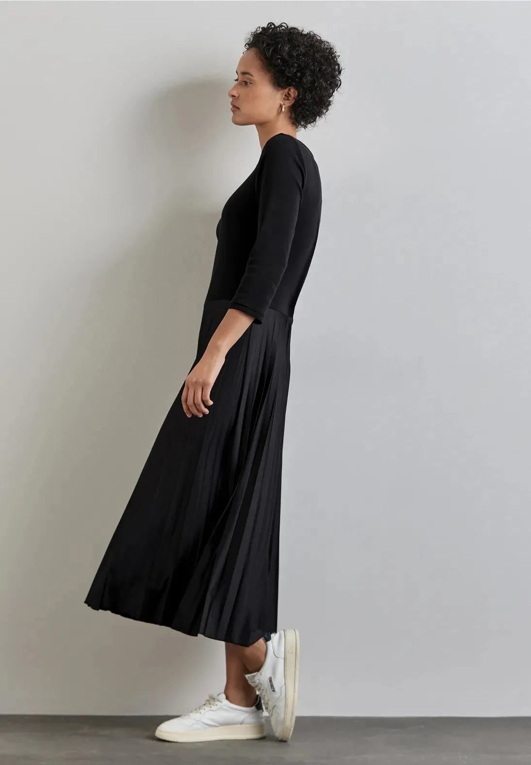 Street One Long Black Pleated Midi Dress with Soft Jersey Body 44225